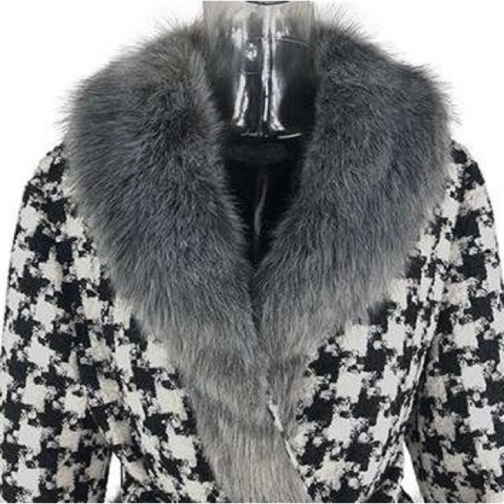 Luxury Quilted Houndstooth Fur-Trim Wrap Coat | Statement Winter Jacket - Picture 4 of 4